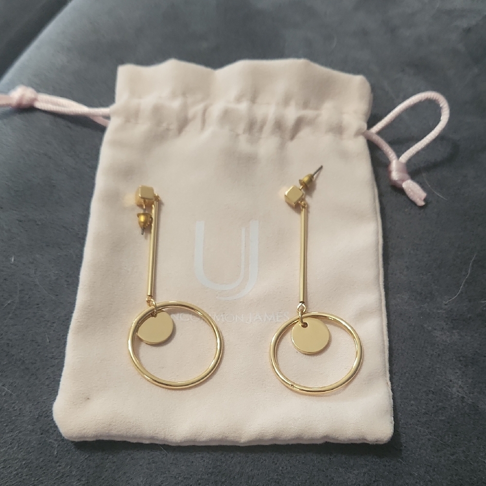 Elegant Gold Drop Hoop Earrings - Women Jewelry